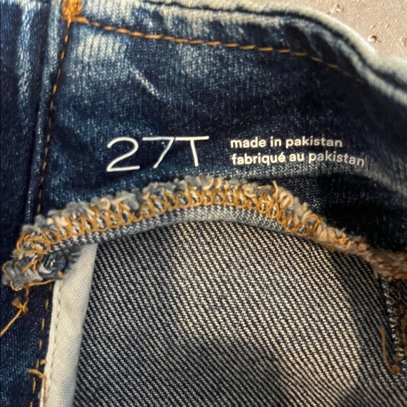 Pilcro Kick Flare Mid-Rise Crop (Tall) Jeans - Picture 7 of 9